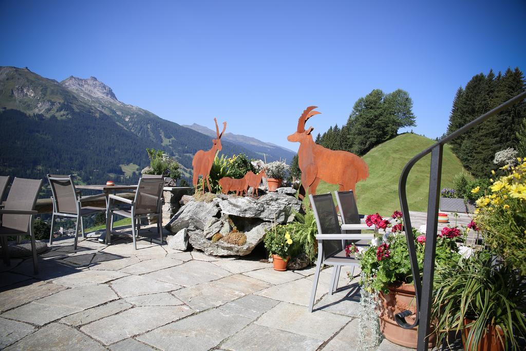 Hotel Berghaus Alpenroesli Klosters Esterno foto
