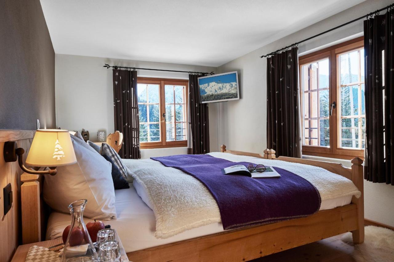 Hotel Berghaus Alpenroesli Klosters Esterno foto