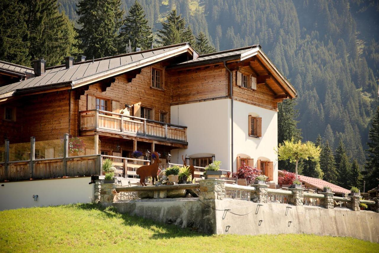 Hotel Berghaus Alpenroesli Klosters Esterno foto