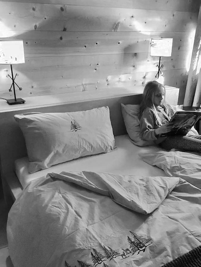 Hotel Berghaus Alpenroesli Klosters Esterno foto